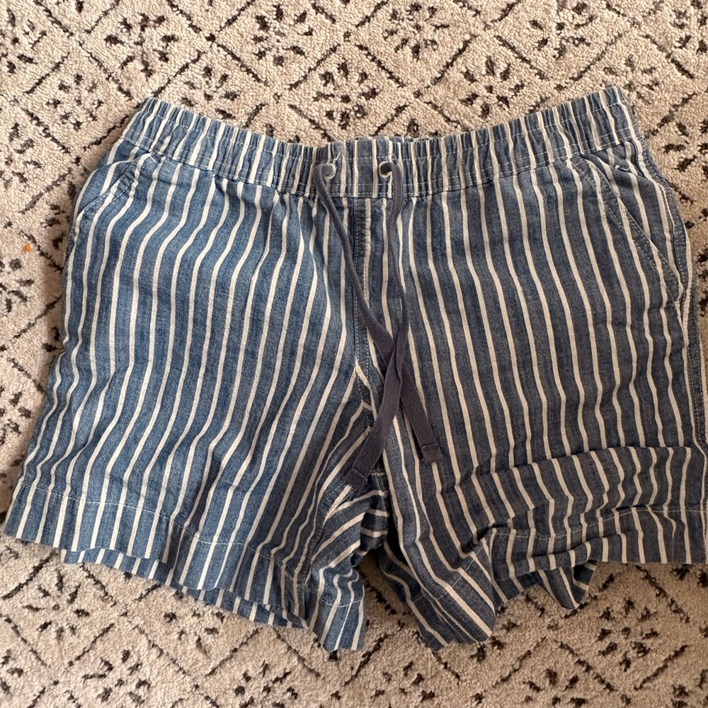 L.L. Bean Blue and White Striped Women's Shorts